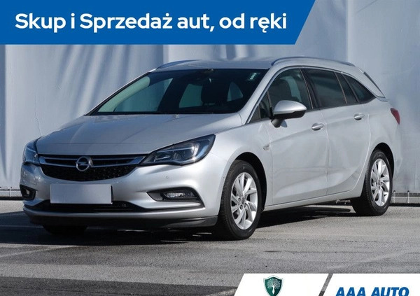 Opel Astra cena 42000 przebieg: 180255, rok produkcji 2017 z Zawadzkie małe 379